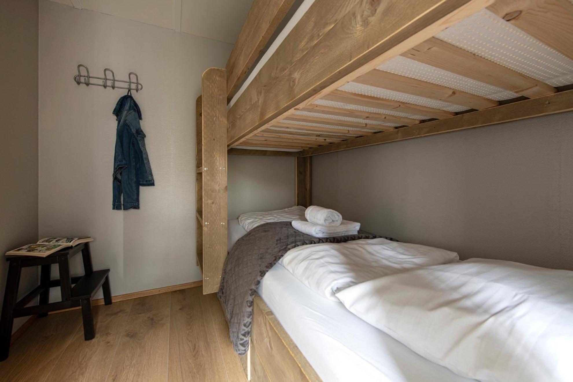 37, Located In A Quiet & Wooded Area! Villa Ойстервик Екстериор снимка